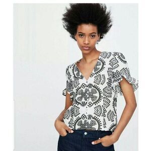 Zara Woman White Black Eyelet Embroidered Ruffle Sleeve V-Neck Blouse XS
